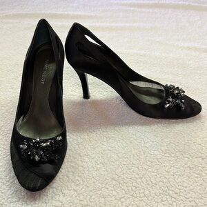 Nine West Mesh Toe Cutout Back of Heel Design 3.75” Stiletto Dressy Heels 7.5